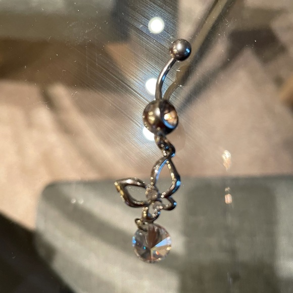 Belly button ring - Picture 2 of 3